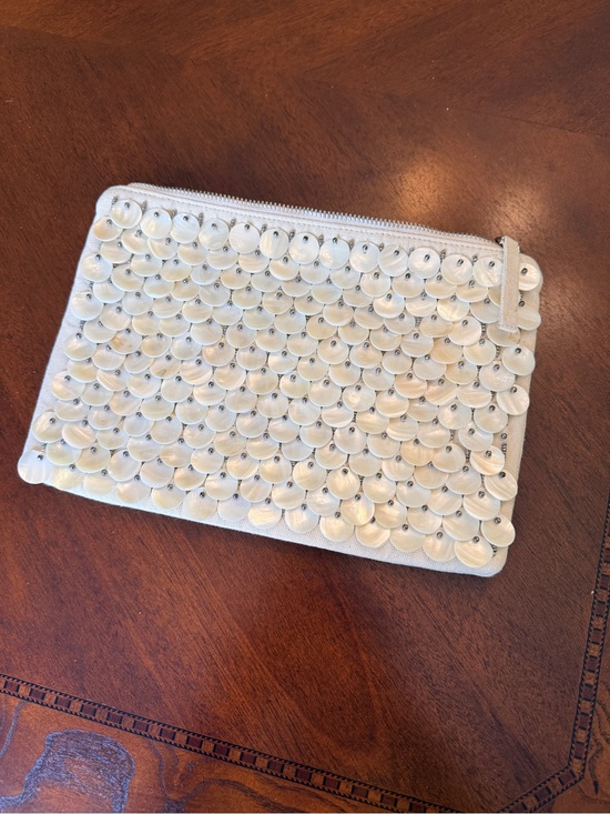 Antik Kraft Handbags - Mother of Pearl Shell Clutch